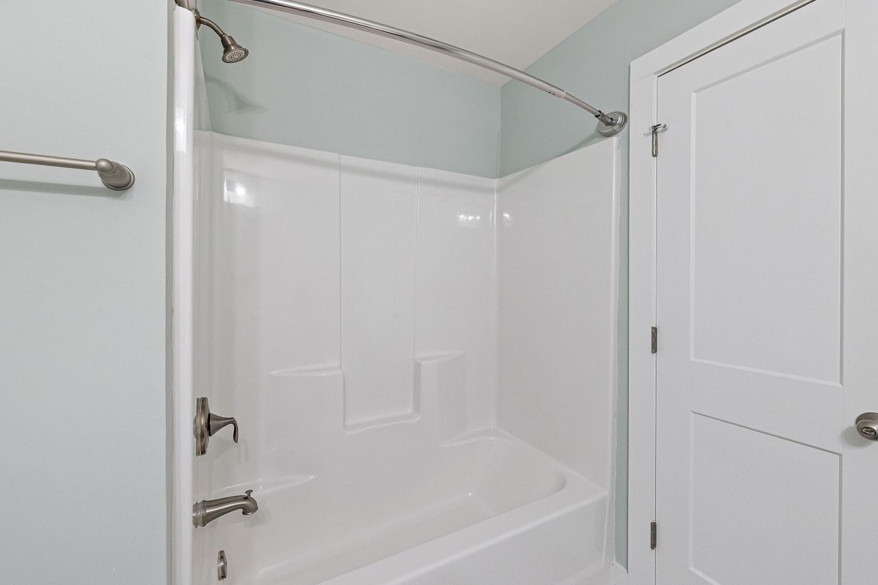 1129 Camp Road Photo 15