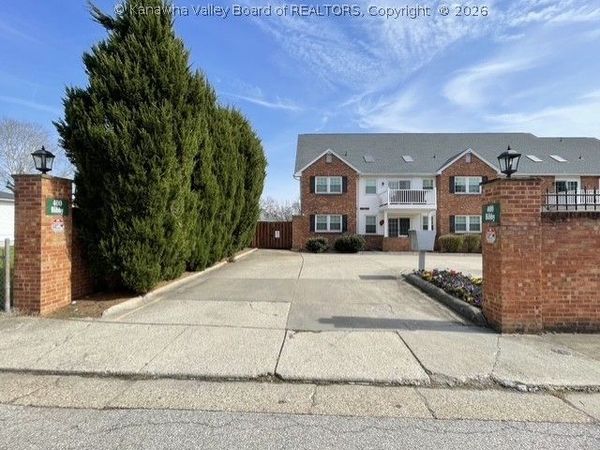 400 Bibby Street, Unit D, Charleston, WV 25301