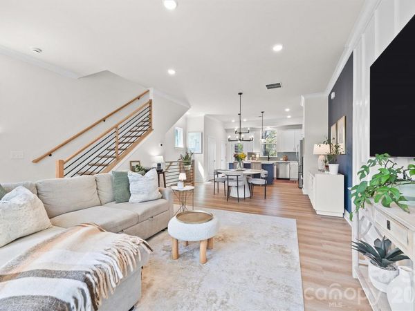 3225 Zenith Lane, Charlotte, NC 28205