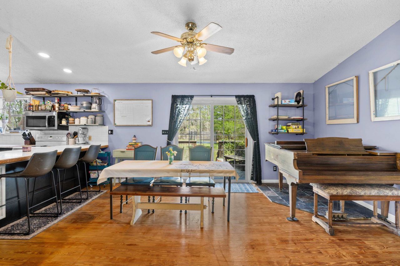 6874 Pee Dee Hwy. Photo 14