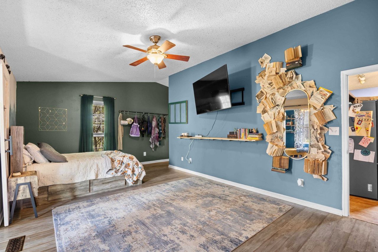 6874 Pee Dee Hwy. Photo 16