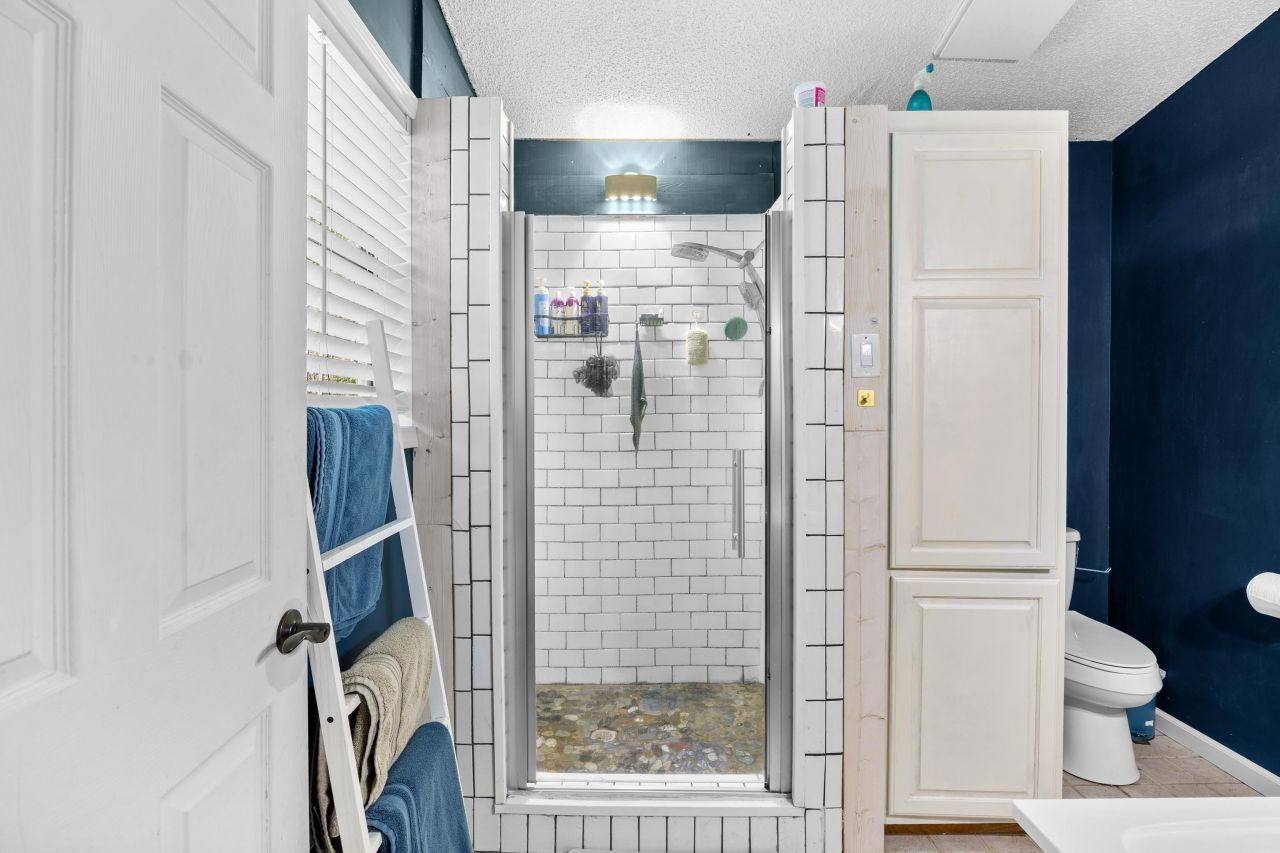 6874 Pee Dee Hwy. Photo 21