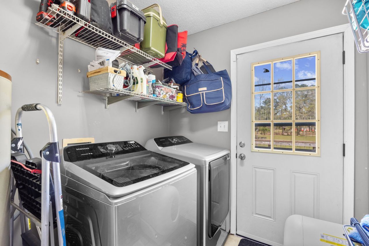 6874 Pee Dee Hwy. Photo 31