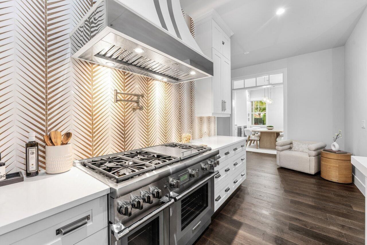 11823 Lake Shore Place, North Palm Beach, FL 33408 Photo