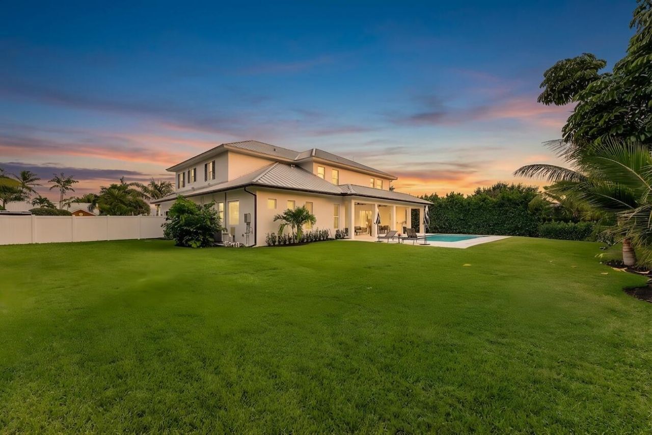 11823 Lake Shore Place, North Palm Beach, FL 33408 Photo