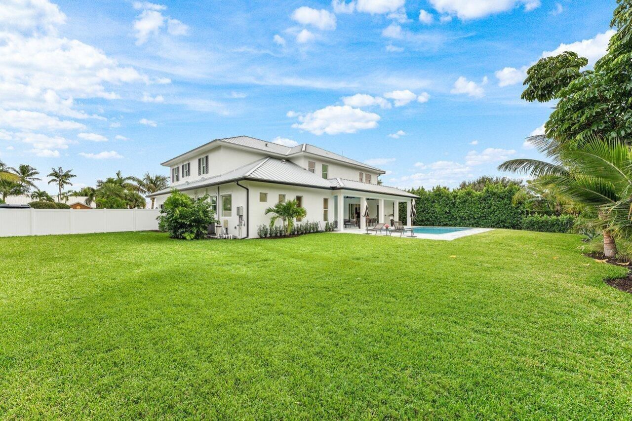 11823 Lake Shore Place, North Palm Beach, FL 33408 Photo