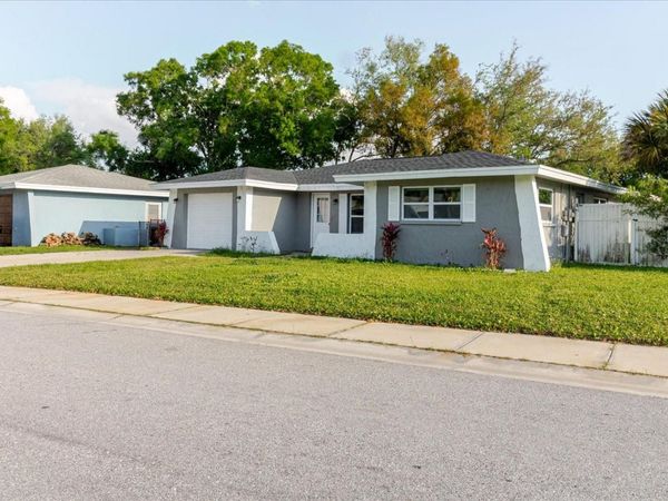 1811 FOREST DRIVE , OLDSMAR, FL 34677