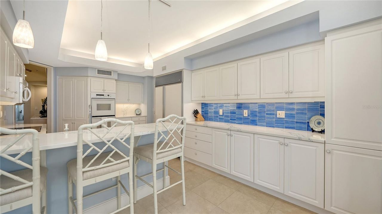 3030 Grand Bay Boulevard, Unit 384, Longboat Key, FL 34228 Photo