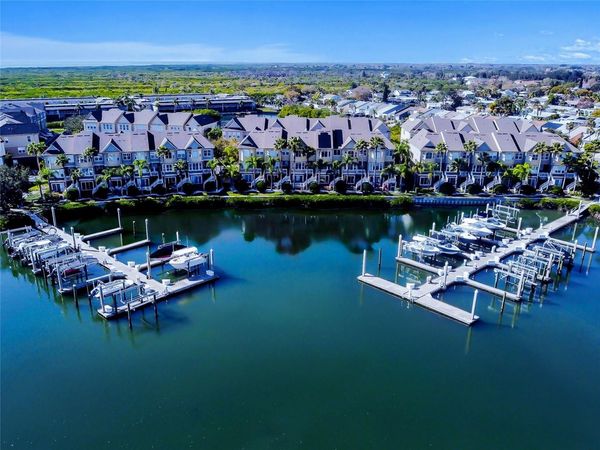 4326 SPINNAKER COVE LANE, TAMPA, FL 33615