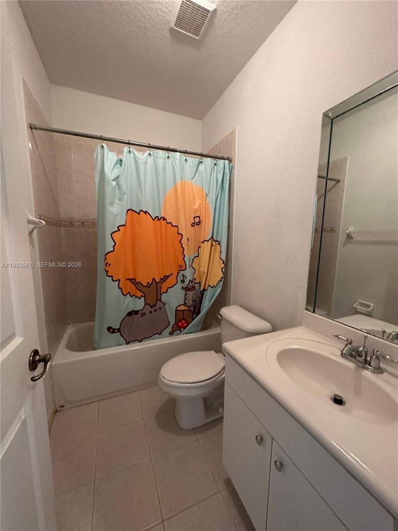 16602 SW 78th Ter , Miami, FL 33193 Photo