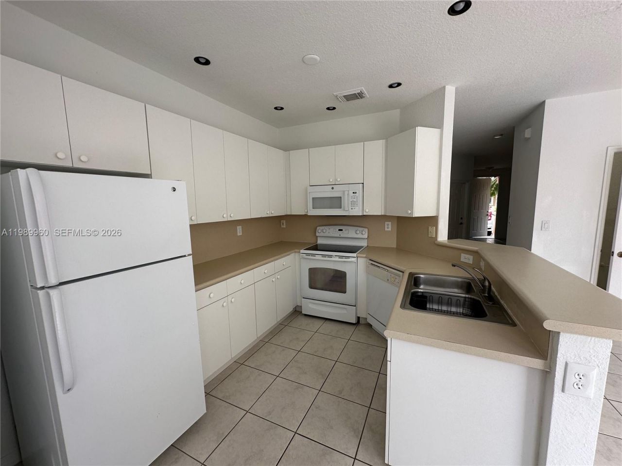 16602 SW 78th Ter , Miami, FL 33193 Photo