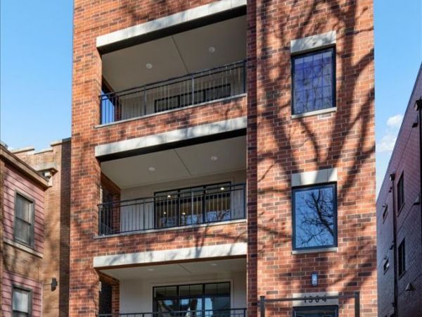 1304 W Winona Street , Unit 2, Chicago, IL 60640