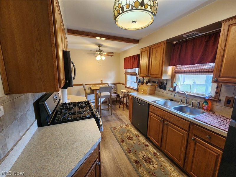 2451 W Manor Avenue, Poland, OH 44514 Photo 8