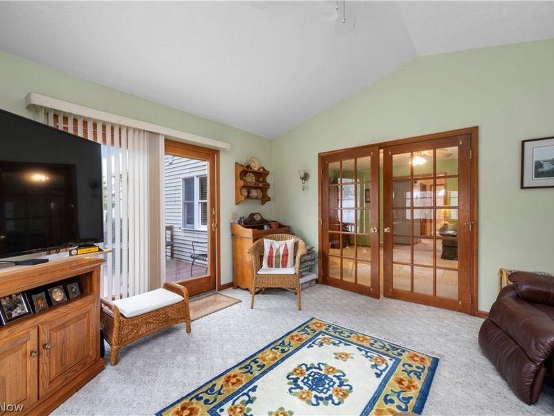 856 Tappan Circle, Vermilion, OH 44089 Photo 16