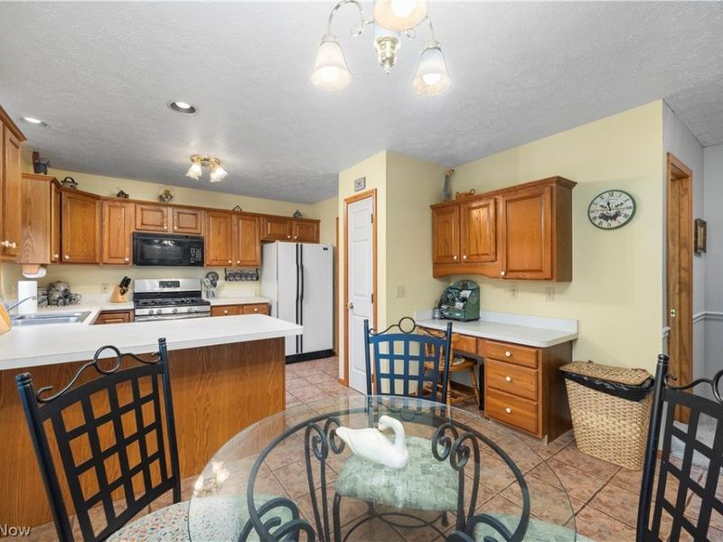 856 Tappan Circle, Vermilion, OH 44089 Photo 18