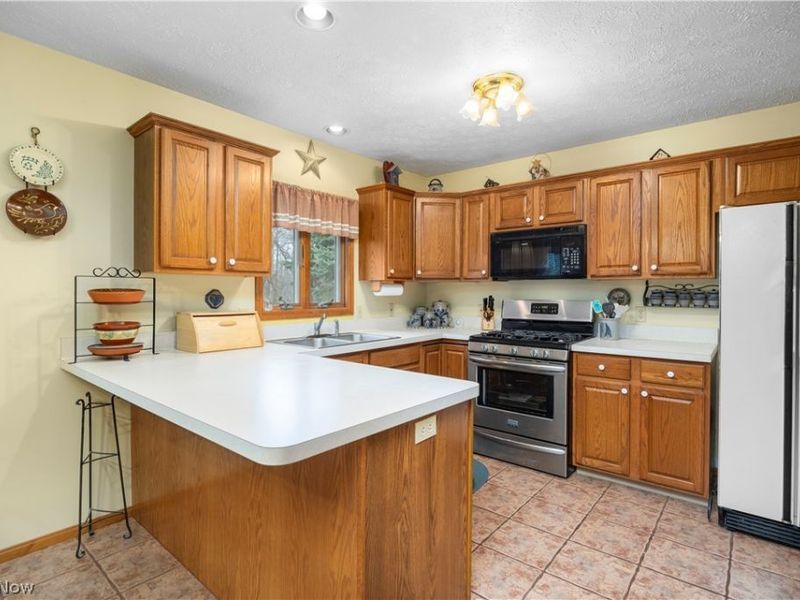 856 Tappan Circle, Vermilion, OH 44089 Photo 19