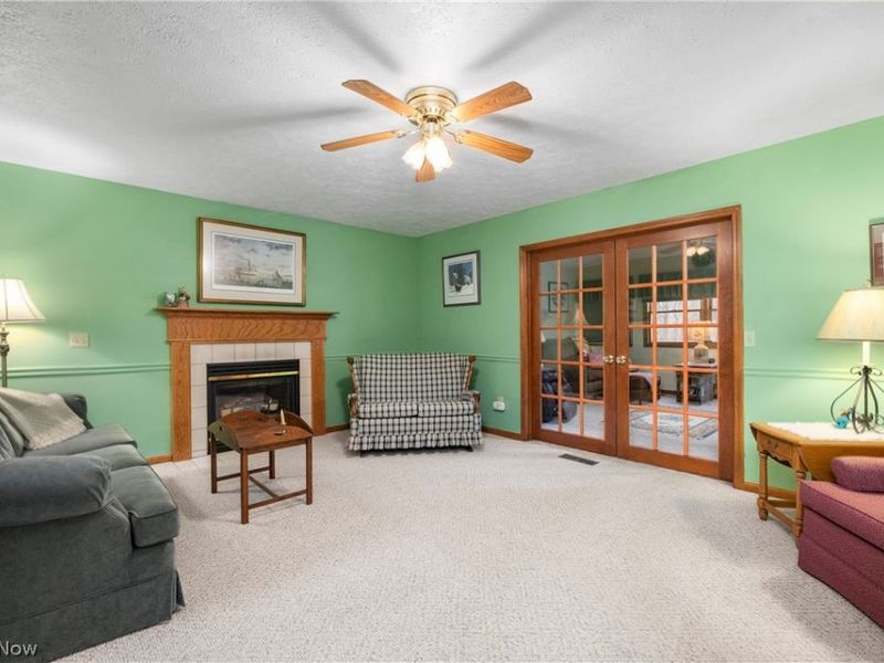 856 Tappan Circle, Vermilion, OH 44089 Photo 7