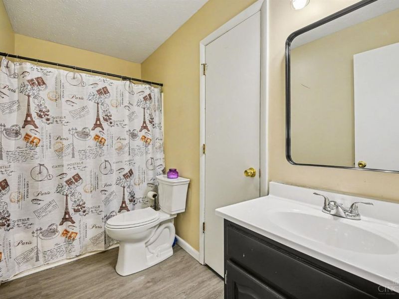 184 Dortmund Drive, Perry Twp, OH 45118 Photo 21