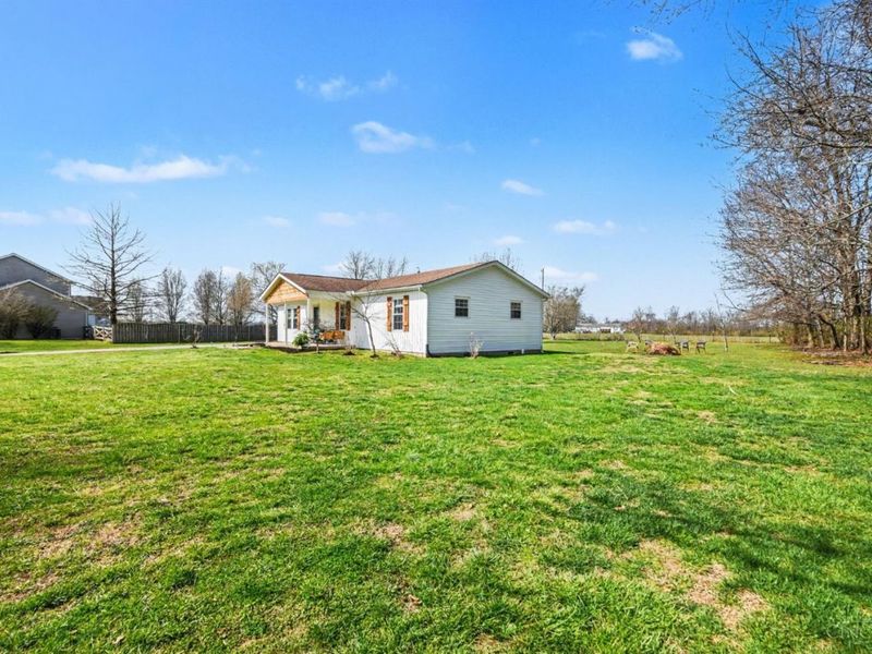 184 Dortmund Drive, Perry Twp, OH 45118 Photo 3