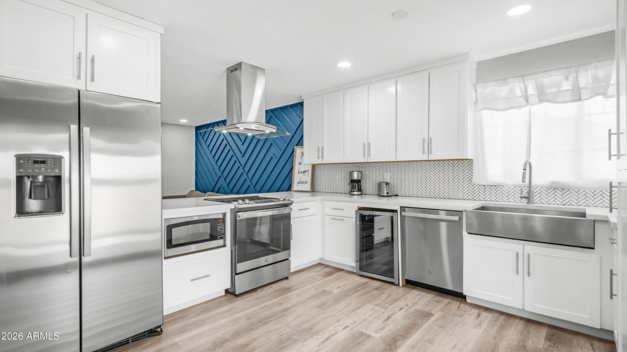 5238 W Acapulco Lane, Glendale, AZ 85306 Main Photo