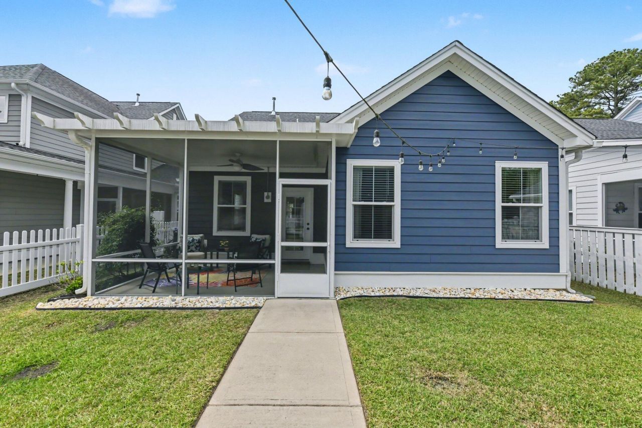 205 Angelica Avenue Photo 33