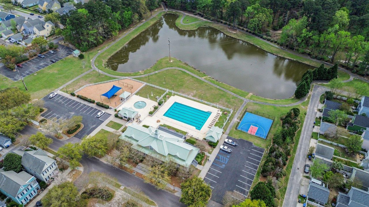 205 Angelica Avenue Photo 44