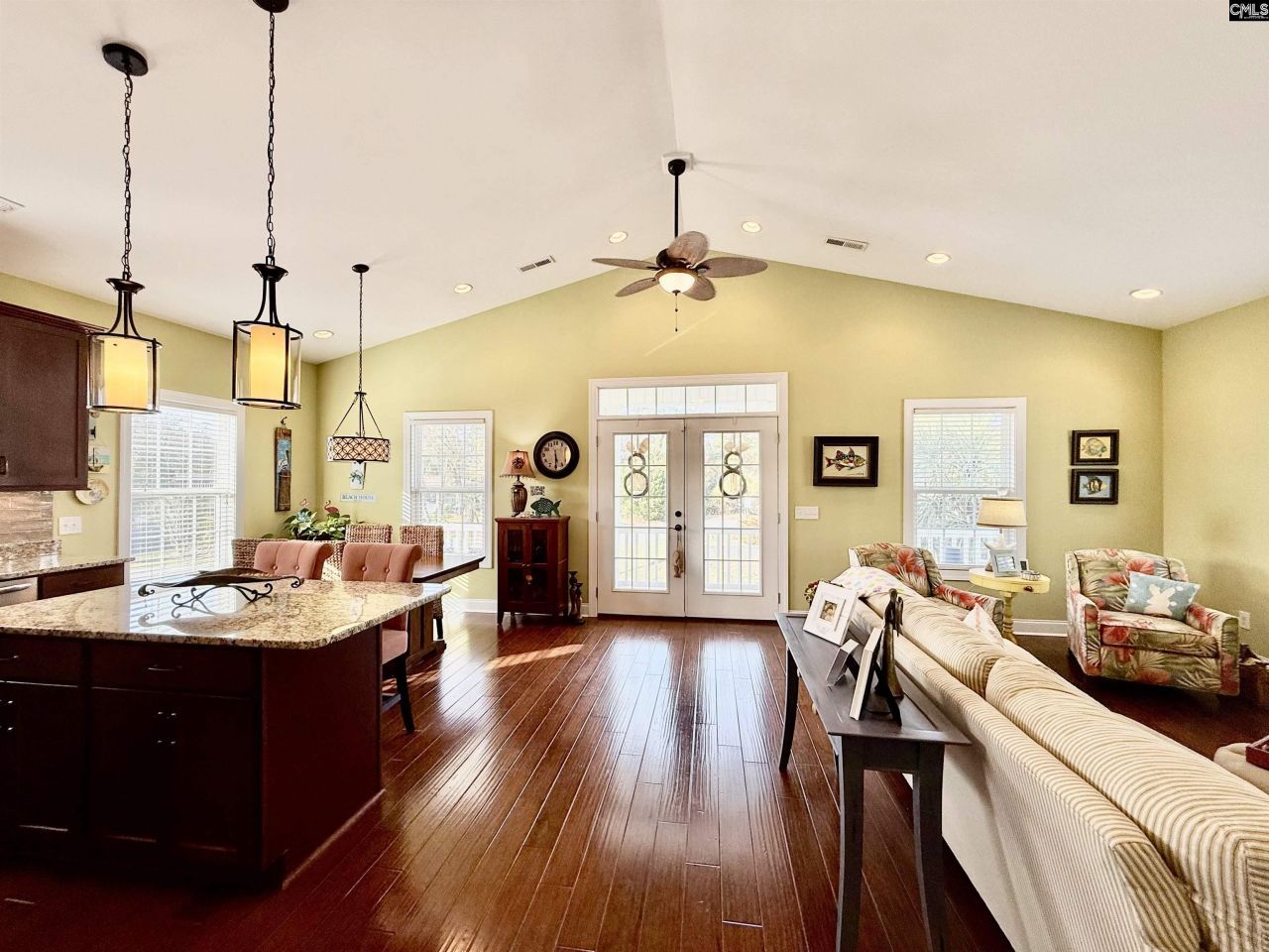 1965 24th Avenue N Photo 11