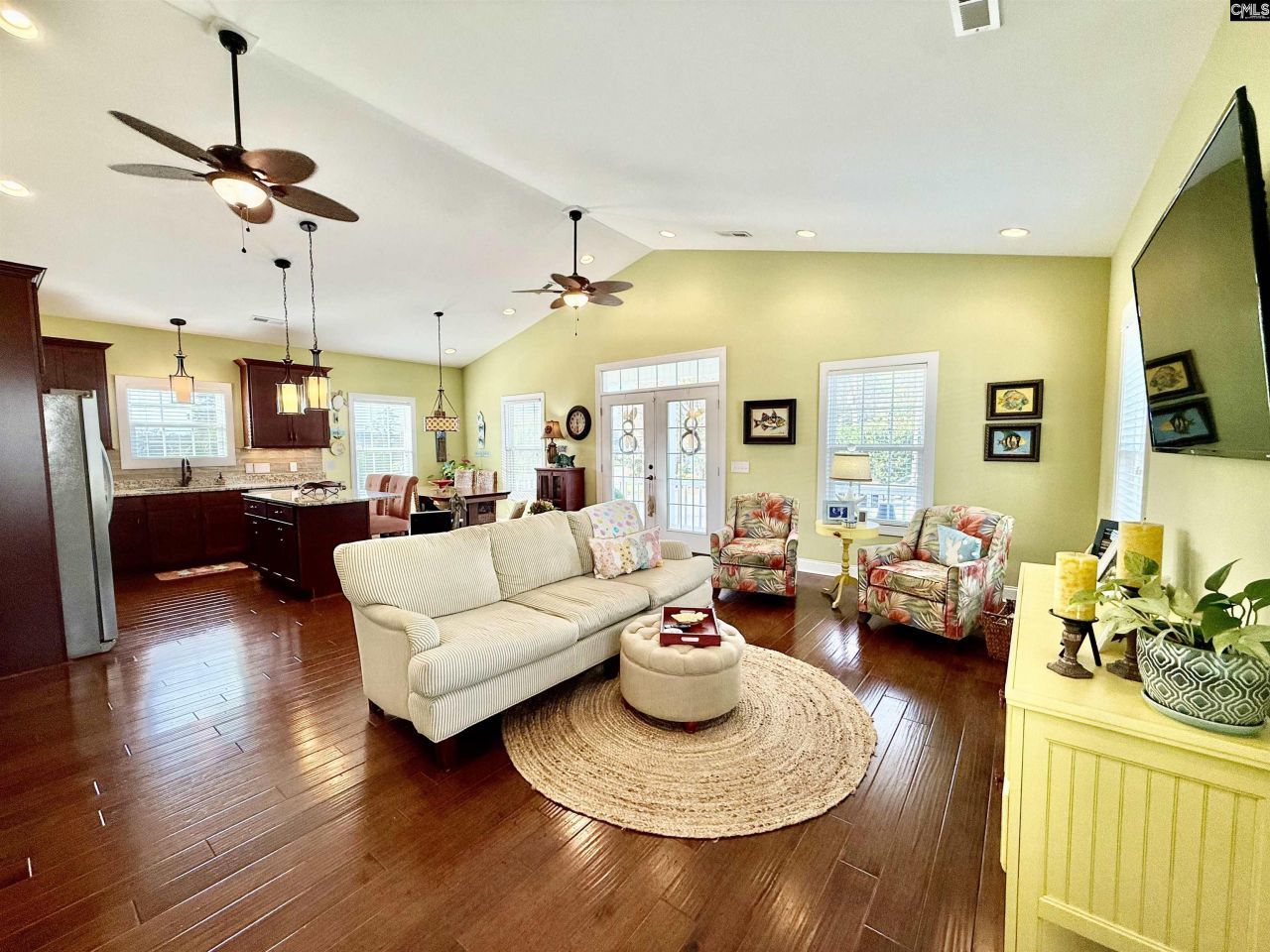 1965 24th Avenue N Photo 5