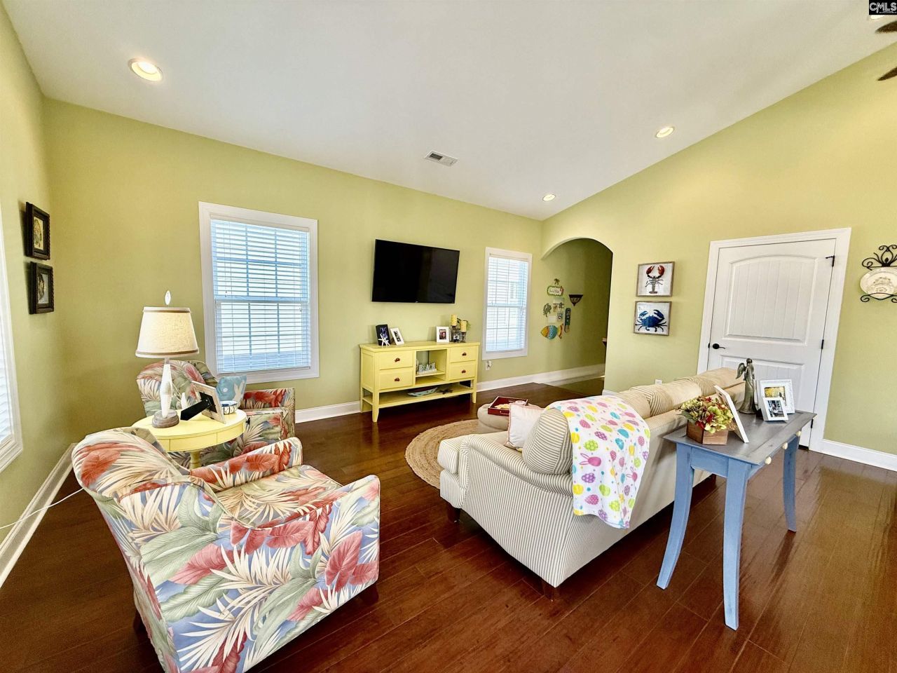 1965 24th Avenue N Photo 9