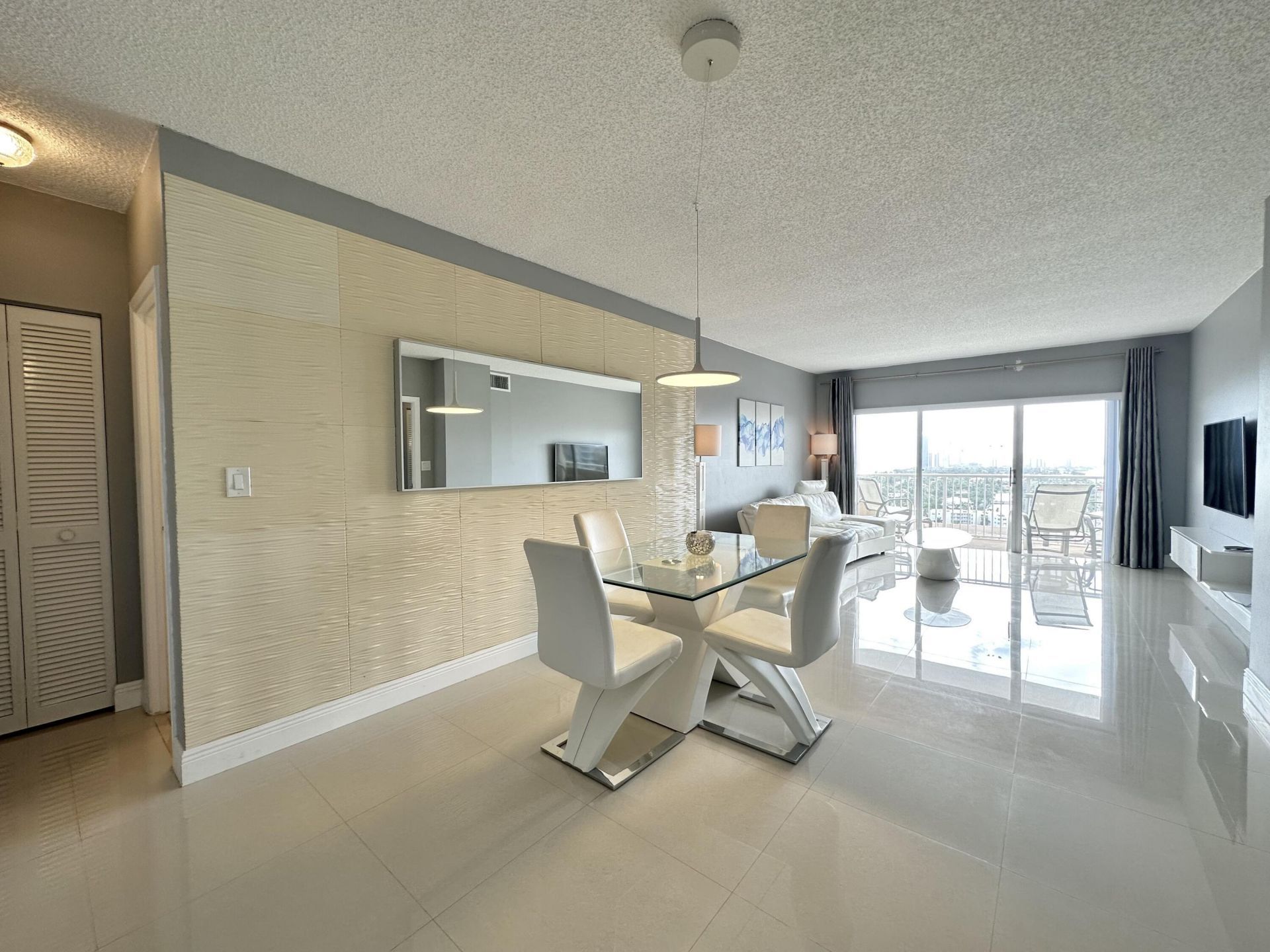 1985 S Ocean Drive, Unit 21a, Hallandale Beach, FL 33009 Photo