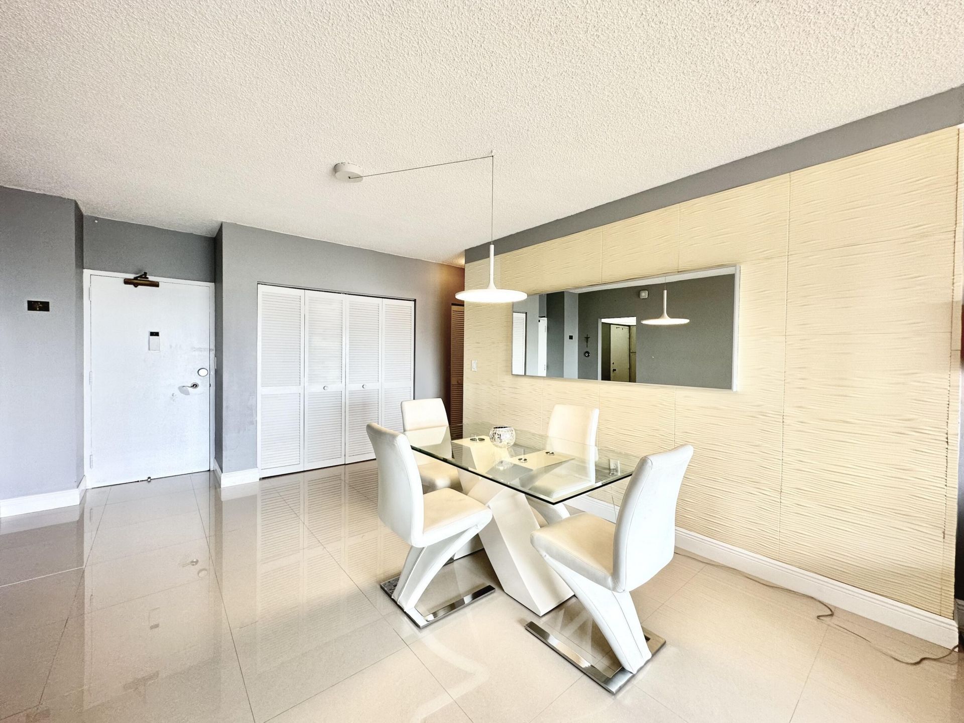 1985 S Ocean Drive, Unit 21a, Hallandale Beach, FL 33009 Photo