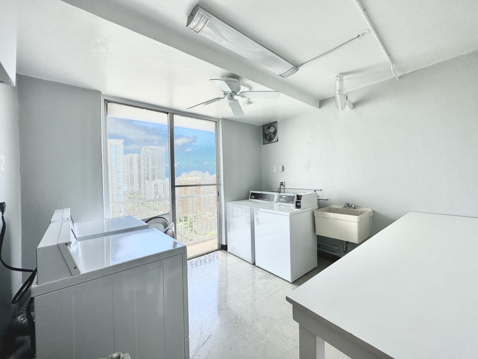 1985 S Ocean Drive, Unit 21a, Hallandale Beach, FL 33009 Photo