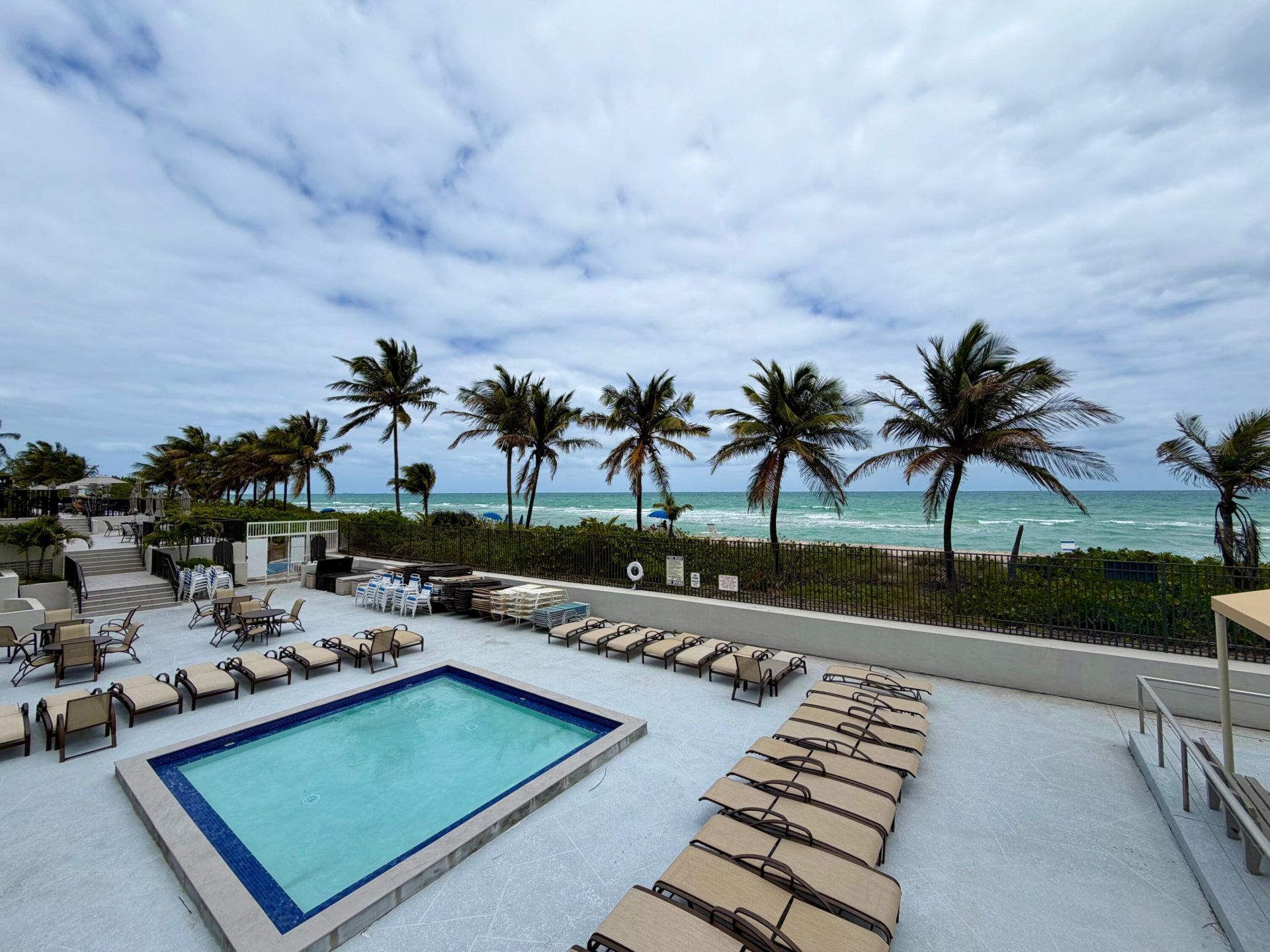 1985 S Ocean Drive, Unit 21a, Hallandale Beach, FL 33009 Photo