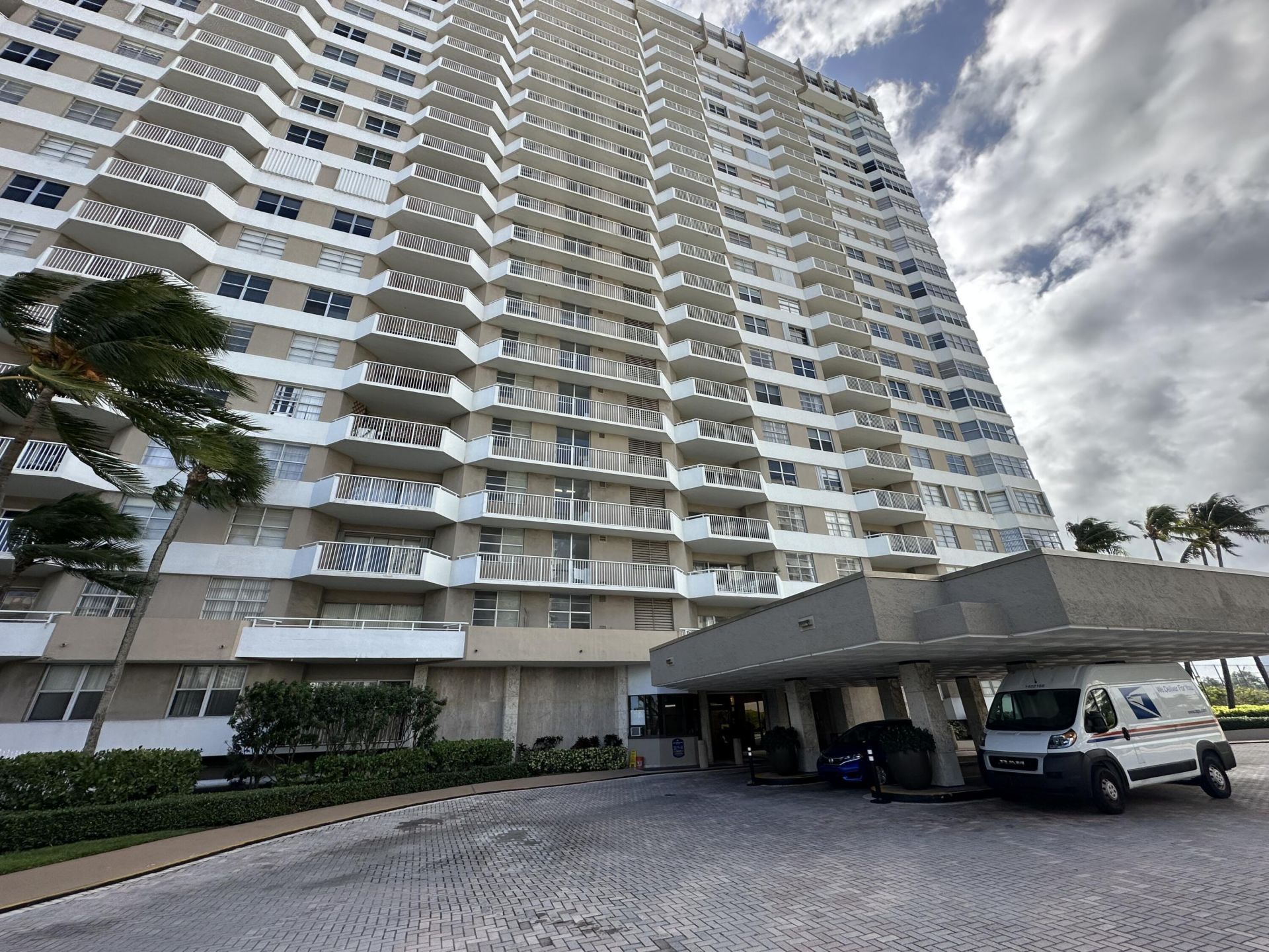 1985 S Ocean Drive, Unit 21a, Hallandale Beach, FL 33009 Photo