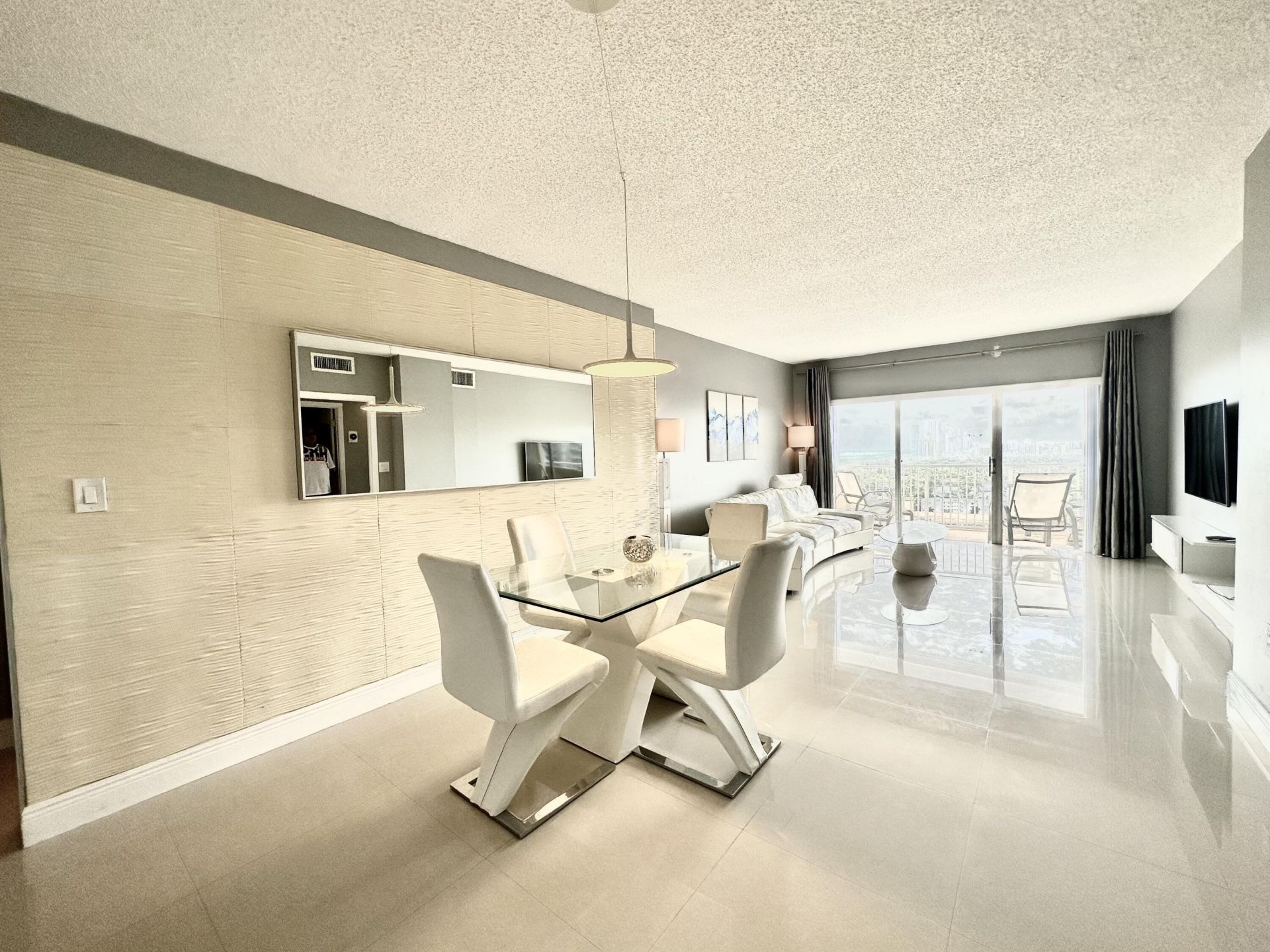 1985 S Ocean Drive, Unit 21a, Hallandale Beach, FL 33009 Photo