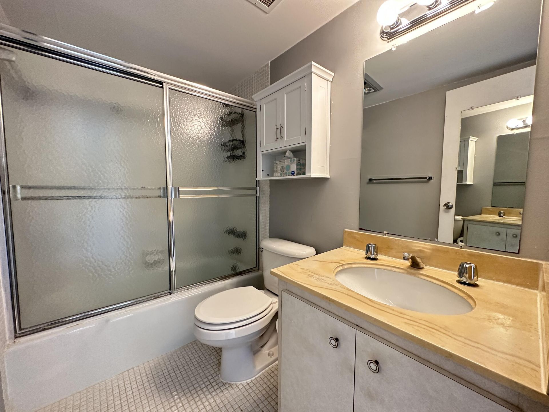 1985 S Ocean Drive, Unit 21a, Hallandale Beach, FL 33009 Photo