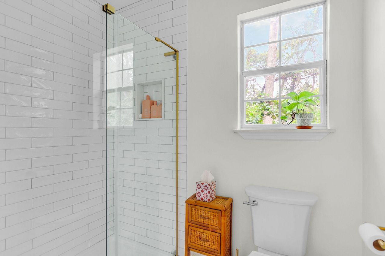 2445 Castlereagh Road Photo 27