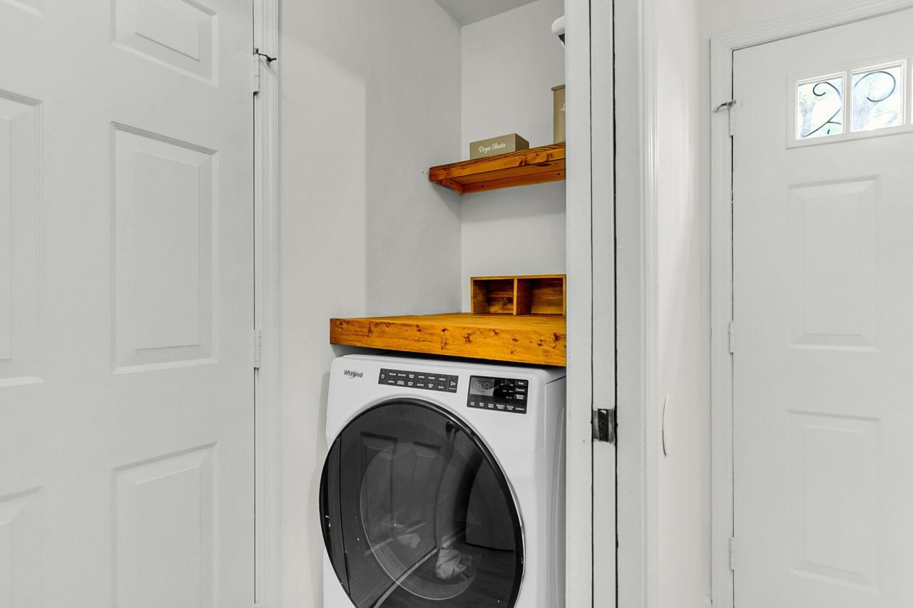 2445 Castlereagh Road Photo 29