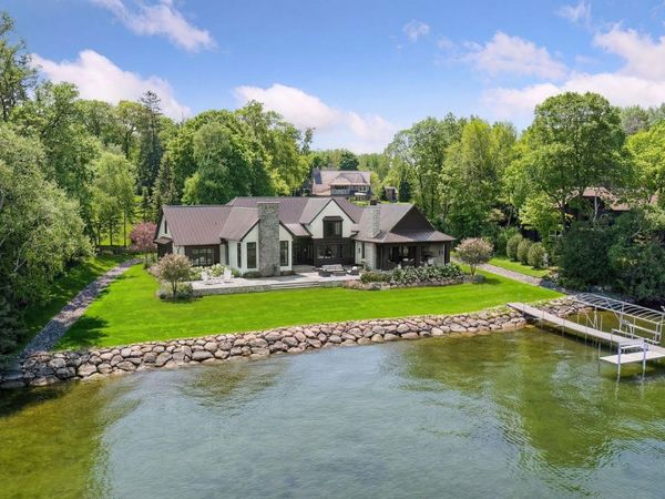 4900 Meadville Street , Excelsior, MN 55331