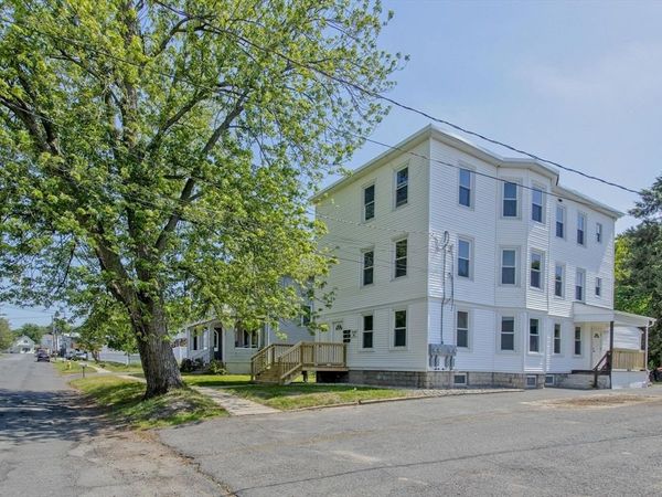 104-106 Moore St, Agawam, MA 01001