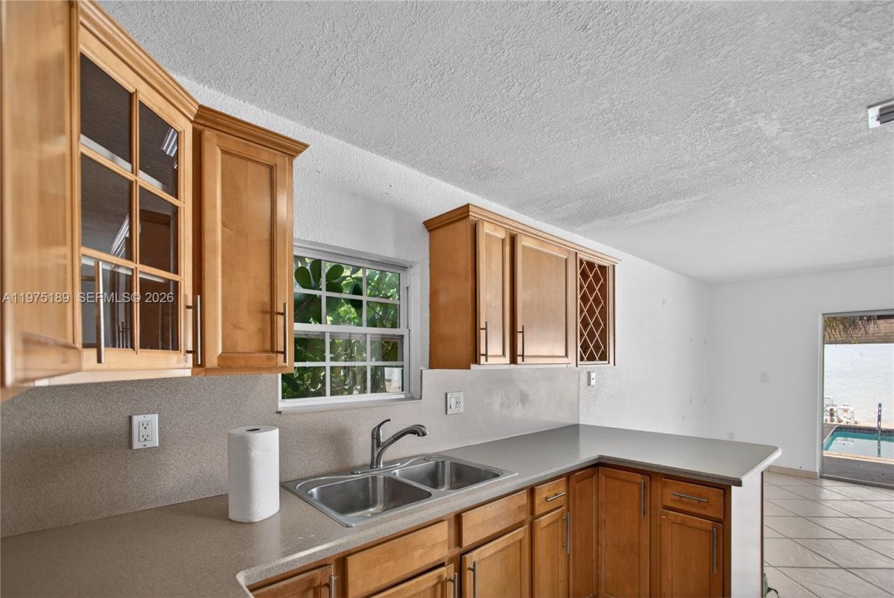 13471 SW 99th Ter, Miami, FL 33186 Photo