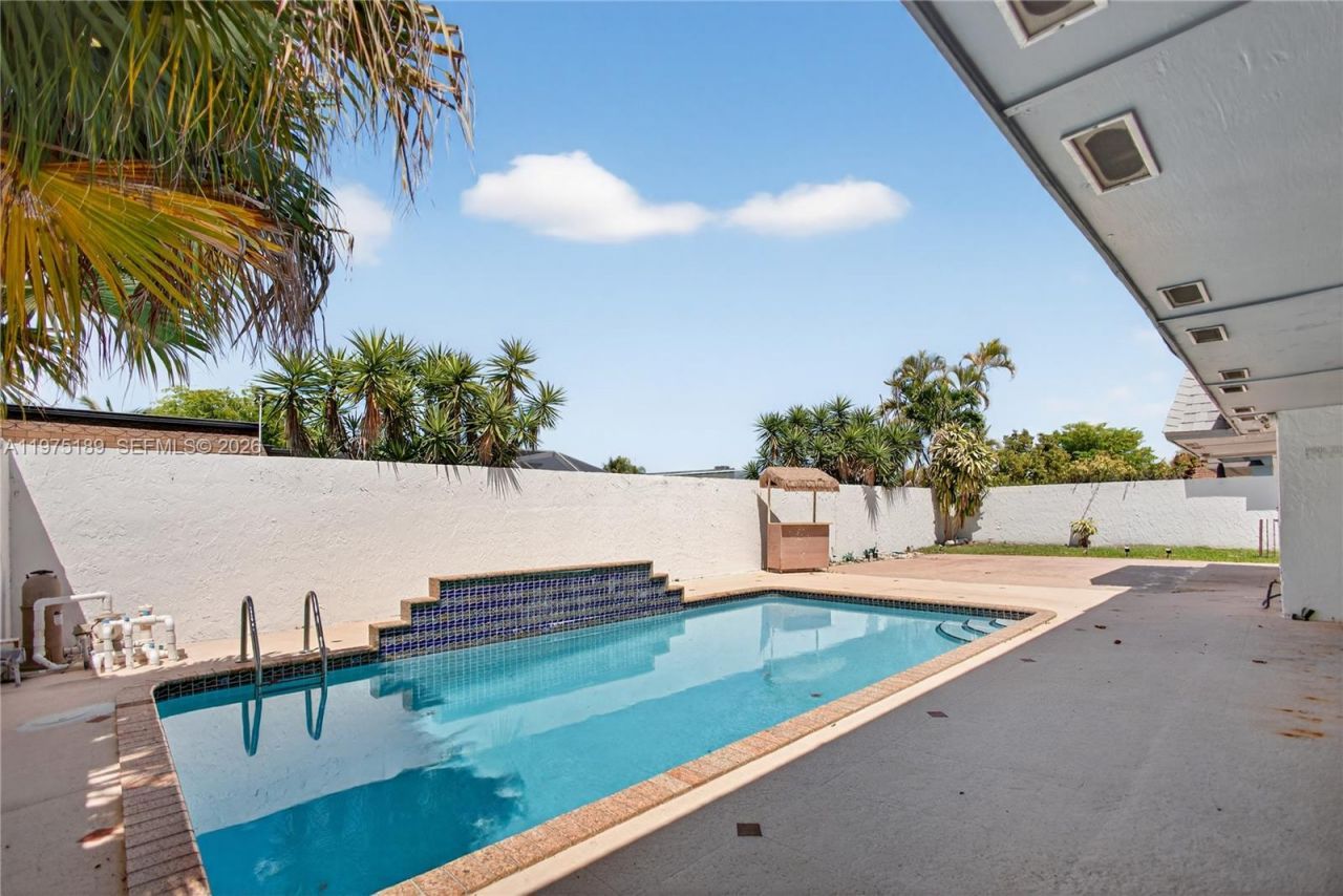 13471 SW 99th Ter, Miami, FL 33186 Photo