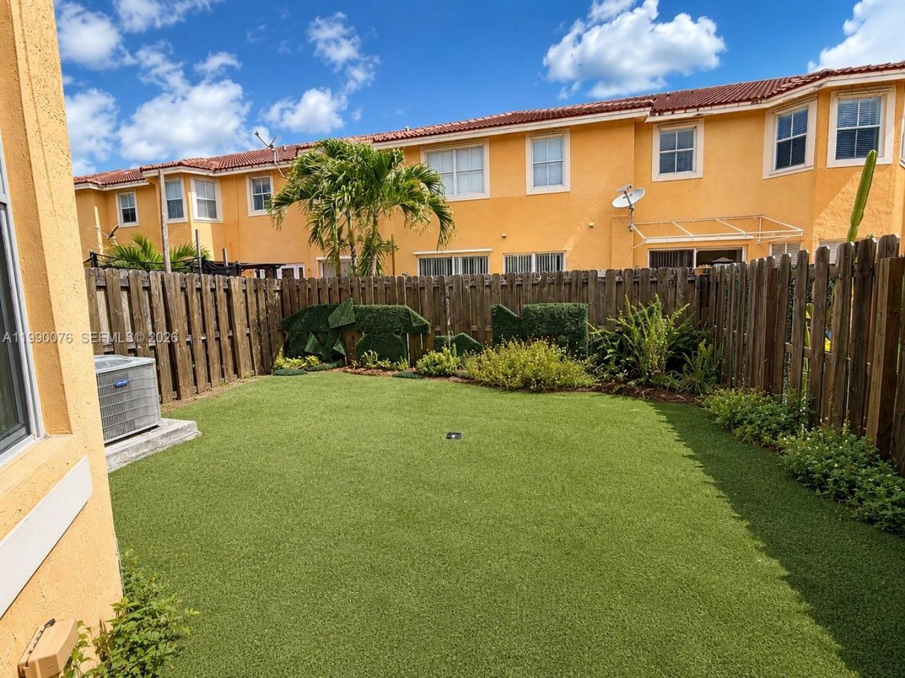 16649 SW 80th Ter, Miami, FL 33193 Photo