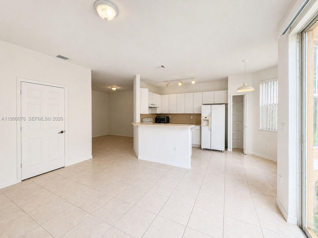 16649 SW 80th Ter, Miami, FL 33193 Photo