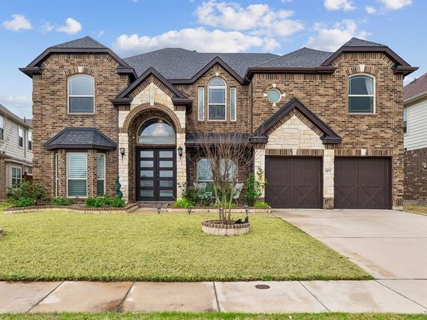 2671 Corona Drive, Grand Prairie, TX 75054