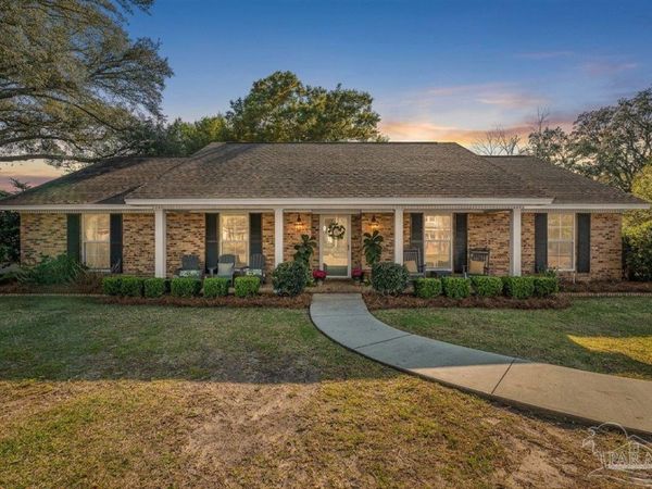 2625 Semoran Dr, Pensacola, FL 32503