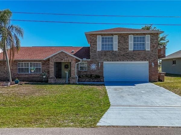 238 SE 9TH TERRACE , CAPE CORAL, FL 33990