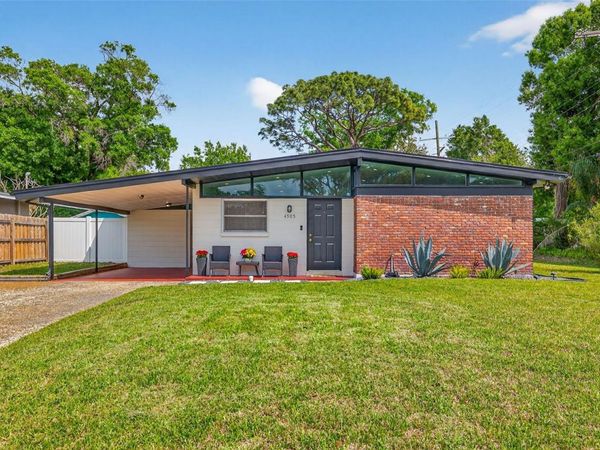 4905 N MENDENHALL DRIVE , TAMPA, FL 33603