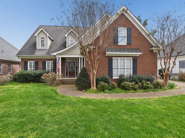 668 Springlake DR, Franklin, TN 37064