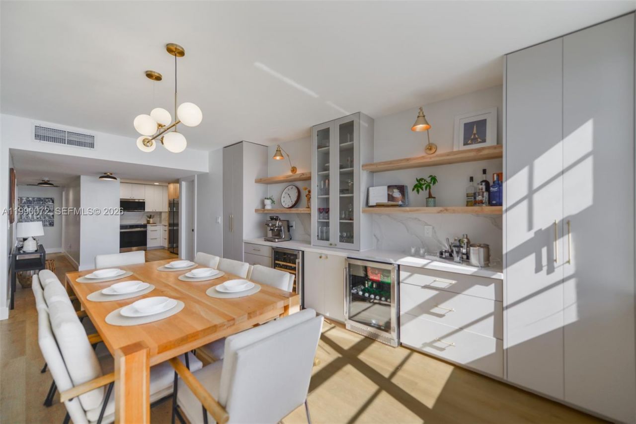 1980 S Ocean Dr , Unit 17E, Hallandale Beach, FL 33009 Photo